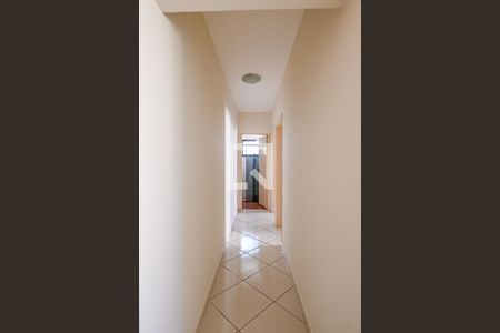 COrredor de apartamento para alugar com 2 quartos, 75m² em Jardim Celeste, São Paulo