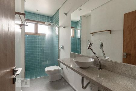 Casa de condomínio para alugar com 110m², 3 quartos e 2 vagas Casa de condomínio para alugar com 110m², 3 quartos e 2 vagasBanheiro social