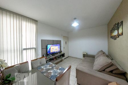 Sala de apartamento para alugar com 2 quartos, 51m² em Camargos, Belo Horizonte