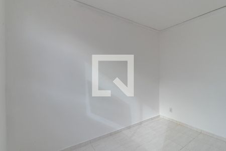 Quarto 2 de apartamento para alugar com 2 quartos, 50m² em Araguaia Park, Goiânia
