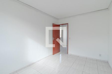 Quarto 1 de apartamento para alugar com 2 quartos, 50m² em Araguaia Park, Goiânia