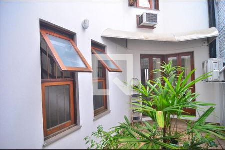 Casa à venda com 232m², 3 quartos e 3 vagasJardim de inverno