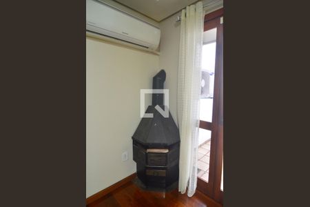 Lareira de casa à venda com 3 quartos, 232m² em São José, Canoas