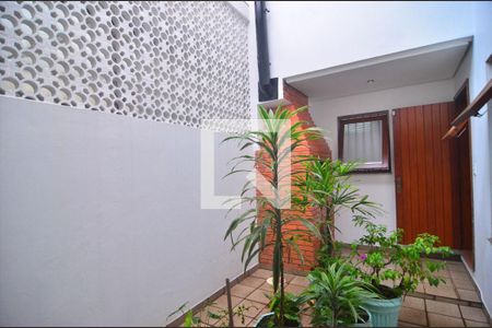 Casa à venda com 232m², 3 quartos e 3 vagasJardim de inverno