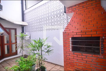 Casa à venda com 232m², 3 quartos e 3 vagasJardim de inverno