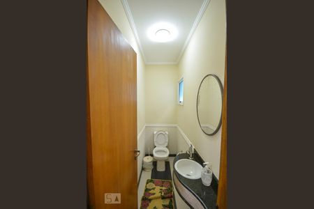 Lavabo de casa à venda com 3 quartos, 179m² em Vila Brasílio Machado, São Paulo