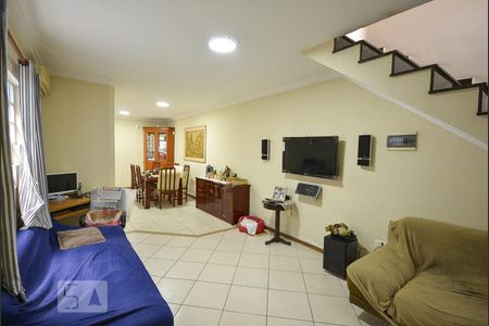 Sala de casa à venda com 3 quartos, 179m² em Vila Brasílio Machado, São Paulo