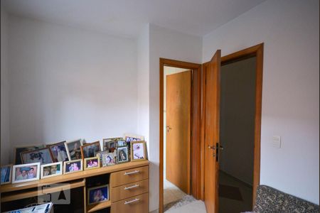 Casa à venda com 179m², 3 quartos e 4 vagasQuarto 2