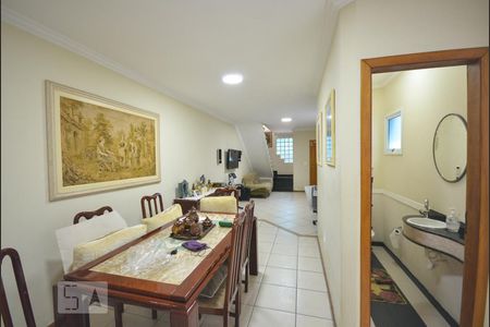 Sala de casa à venda com 3 quartos, 179m² em Vila Brasílio Machado, São Paulo