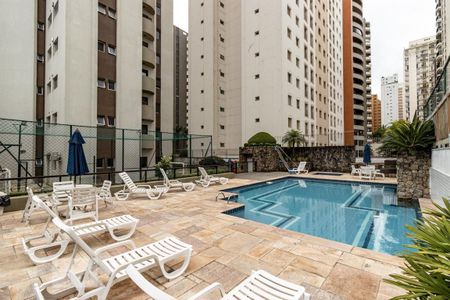 Apartamento para alugar com 117m², 3 quartos e 2 vagasÁrea comum