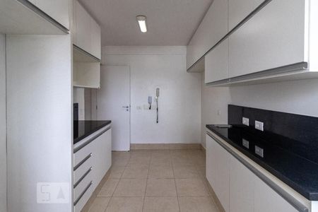 Apartamento para alugar com 117m², 3 quartos e 2 vagasCozinha