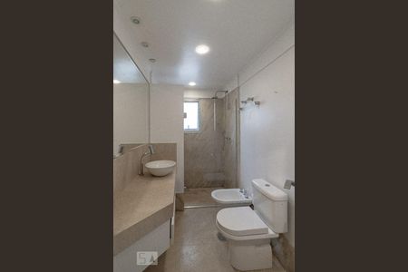 Apartamento para alugar com 117m², 3 quartos e 2 vagasBanheiro Social