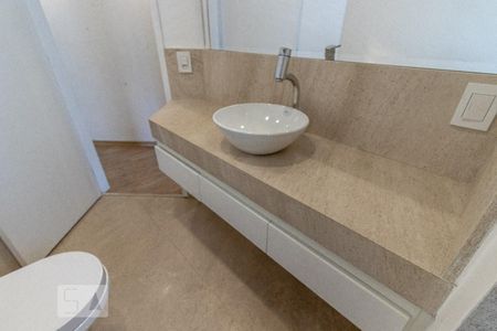 Apartamento para alugar com 117m², 3 quartos e 2 vagasBanheiro Social