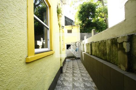 Casa à venda com 176m², 4 quartos e sem vagaQuintal