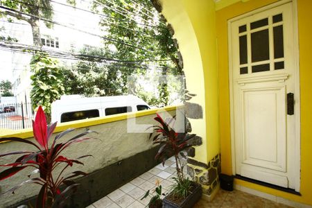 Casa à venda com 176m², 4 quartos e sem vagaVaranda