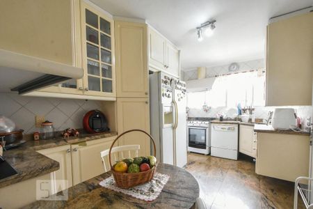 Apartamento à venda com 195m², 4 quartos e 2 vagasCozinha