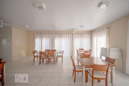 Apartamento à venda com 64m², 1 quarto e sem vagaÁrea comum - Salão de festas