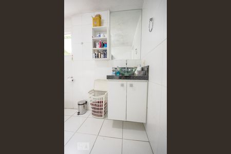 Apartamento à venda com 64m², 1 quarto e sem vagaBanheiro