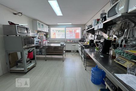 Cozinha de casa à venda com 2 quartos, 192m² em Vila Ipojuca, São Paulo