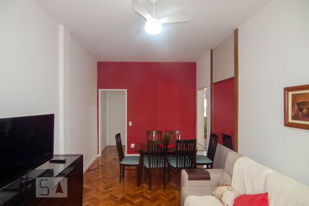 Sala de apartamento para alugar com 2 quartos, 70m² em Botafogo, Rio de Janeiro