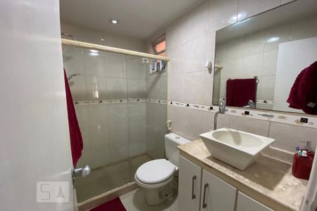 Apartamento à venda com 79m², 2 quartos e 1 vaga Apartamento à venda com 79m², 2 quartos e 1 vagaBanheiro Social