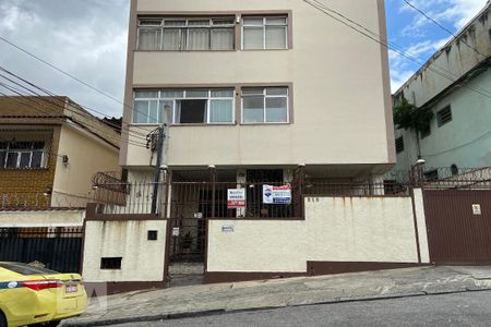 Apartamento à venda com 79m², 2 quartos e 1 vaga Apartamento à venda com 79m², 2 quartos e 1 vagaFachada