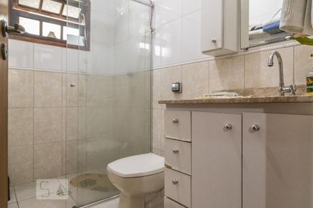 Casa à venda com 361m², 6 quartos e 4 vagasEdícula - Banheiro