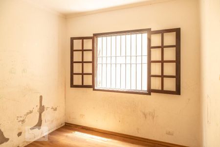 Casa à venda com 361m², 6 quartos e 4 vagasQuarto 2