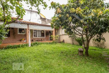 Casa à venda com 361m², 6 quartos e 4 vagasQuintal