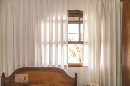 Casa à venda com 361m², 6 quartos e 4 vagasEdícula - Quarto 1