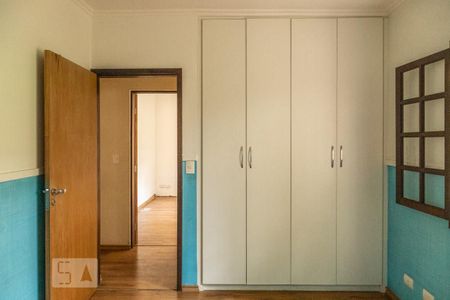 Casa à venda com 361m², 6 quartos e 4 vagasQuarto 3