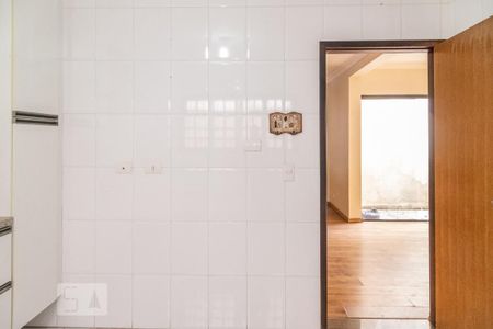 Casa à venda com 361m², 6 quartos e 4 vagasCozinha