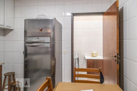 Casa à venda com 361m², 6 quartos e 4 vagasEdícula - Cozinha
