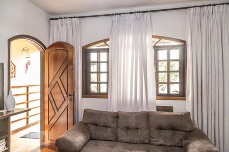 Casa à venda com 361m², 6 quartos e 4 vagasEdícula - Sala