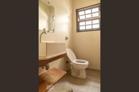 Casa à venda com 361m², 6 quartos e 4 vagasLavabo