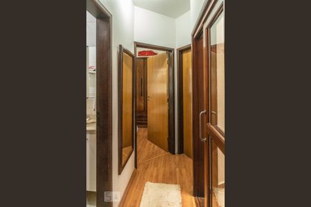 Casa à venda com 361m², 6 quartos e 4 vagasEdícula - Hall dos quartos