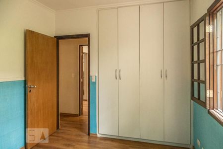 Casa à venda com 361m², 6 quartos e 4 vagasQuarto 3