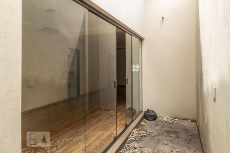 Casa à venda com 361m², 6 quartos e 4 vagasJardim de inverno