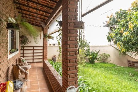 Casa à venda com 361m², 6 quartos e 4 vagasEdícula - Varanda