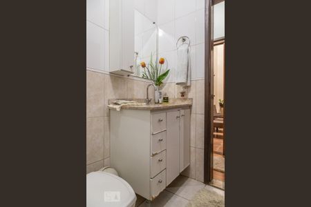 Casa à venda com 361m², 6 quartos e 4 vagasEdícula - Banheiro