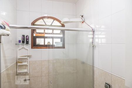 Casa à venda com 361m², 6 quartos e 4 vagasEdícula - Banheiro