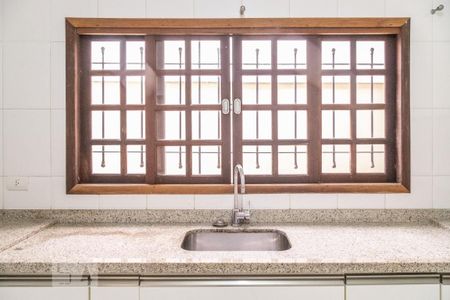 Casa à venda com 361m², 6 quartos e 4 vagasCozinha