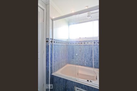 Apartamento para alugar com 125m², 3 quartos e 1 vaga Apartamento para alugar com 125m², 3 quartos e 1 vagaBanheiro da Suíte