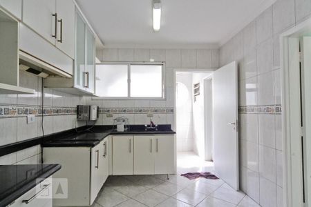 Apartamento para alugar com 125m², 3 quartos e 1 vaga Apartamento para alugar com 125m², 3 quartos e 1 vagaCozinha