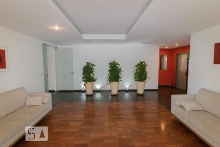 Apartamento para alugar com 125m², 3 quartos e 1 vaga Apartamento para alugar com 125m², 3 quartos e 1 vagaHall