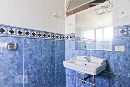 Apartamento para alugar com 125m², 3 quartos e 1 vaga Apartamento para alugar com 125m², 3 quartos e 1 vagaBanheiro da Suíte