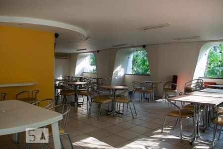 Apartamento para alugar com 125m², 3 quartos e 1 vaga Apartamento para alugar com 125m², 3 quartos e 1 vagaÁrea comum - Salão de festas