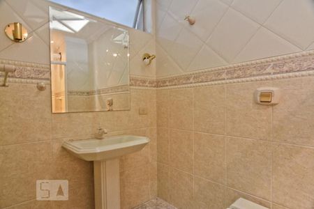 Apartamento para alugar com 125m², 3 quartos e 1 vaga Apartamento para alugar com 125m², 3 quartos e 1 vagaBanheiro