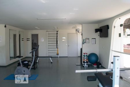 Apartamento para alugar com 125m², 3 quartos e 1 vaga Apartamento para alugar com 125m², 3 quartos e 1 vagaÁrea comum - Academia