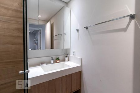 Apartamento à venda com 43m², 2 quartos e sem vaga Apartamento à venda com 43m², 2 quartos e sem vagaBanheiro